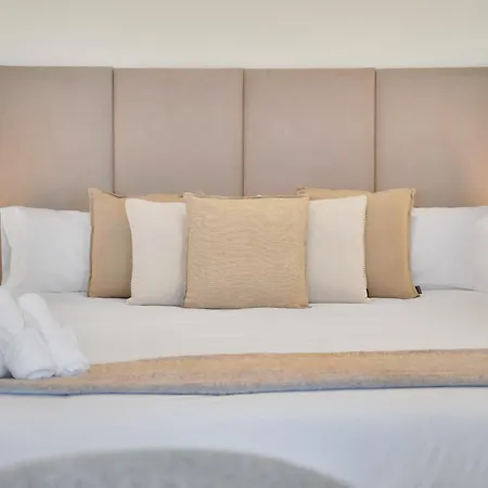 شقة Mediterraneo Beachfront 3 - Center ماربيا