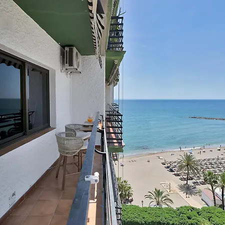 Mediterraneo Beachfront 3 - Center