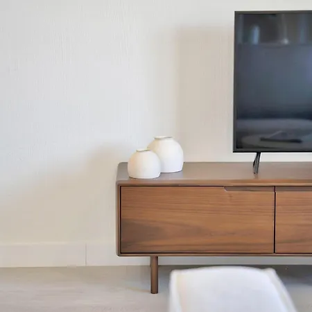 Mediterraneo Beachfront 3 - Center ماربيا